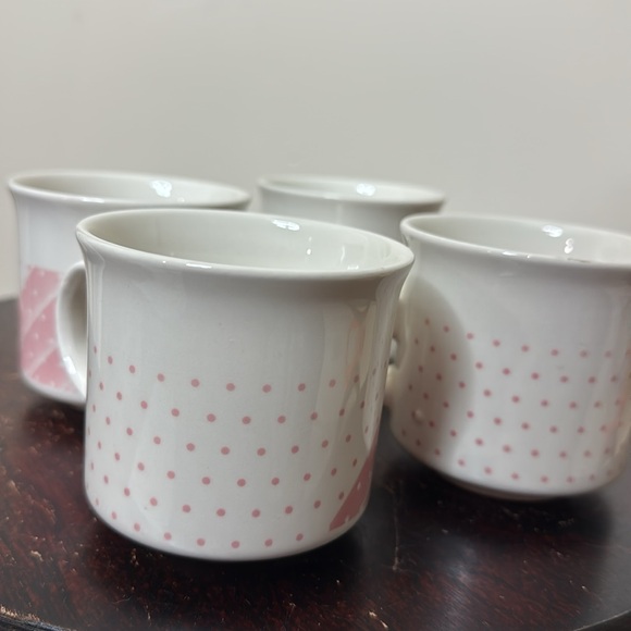 Churchill England pink mugs set of 4 - Picture 3 of 5